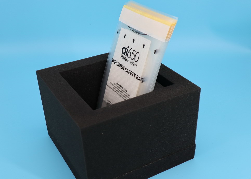Pressure Resistant  95kPa Specimen Bags For Blood Specimen Transportation